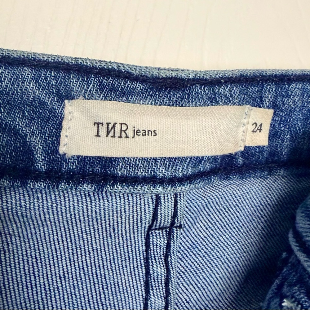 TNR Indigo Blue High-Waisted Ankle Jeans — Size 24 - Picture 3 of 7
